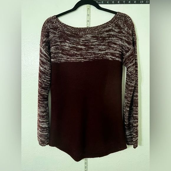 Fitted Tunic Sweater - Picture 12 of 14